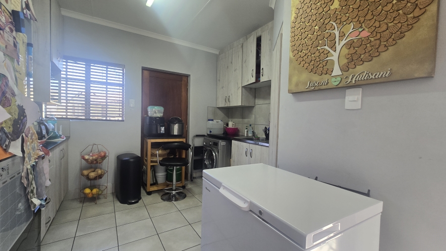 3 Bedroom Property for Sale in Waterkloof East North West